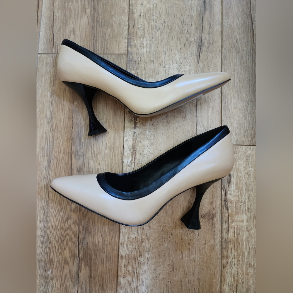 Brand NEW Karl Lagerfeld Paris Women's US 9 EU 40 B Lanea Leather Pumps Heels